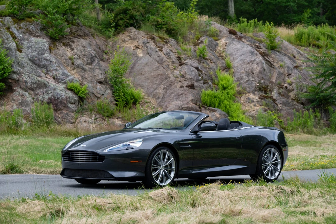 2014 Aston Martin DB9 - Image 18 of 31