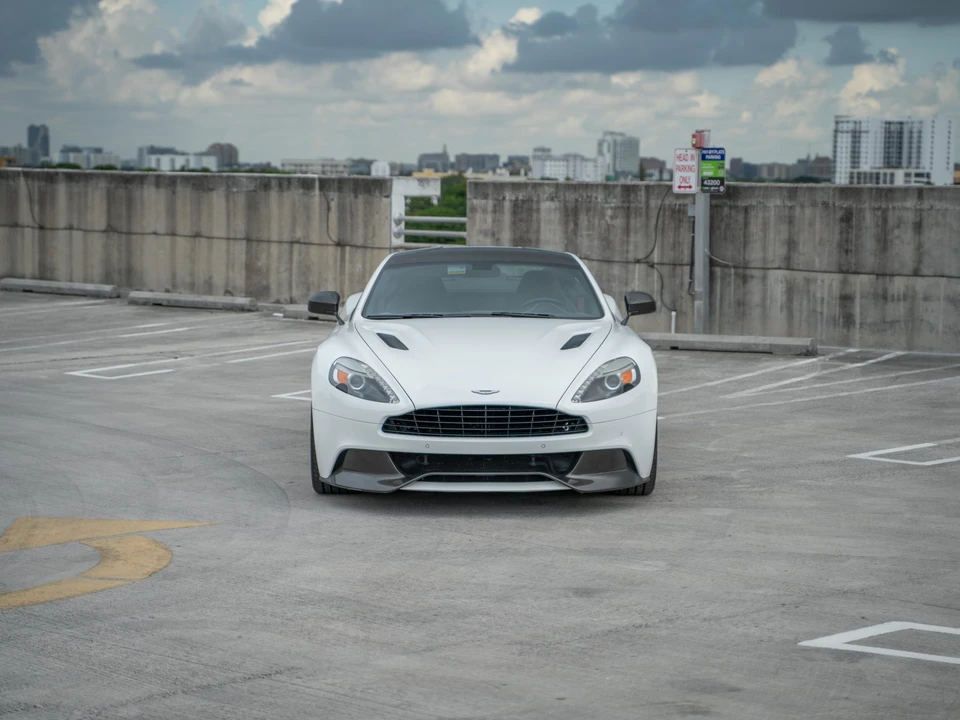 2014 Aston Martin Vanquish 2nd Gen - Image 6 of 31