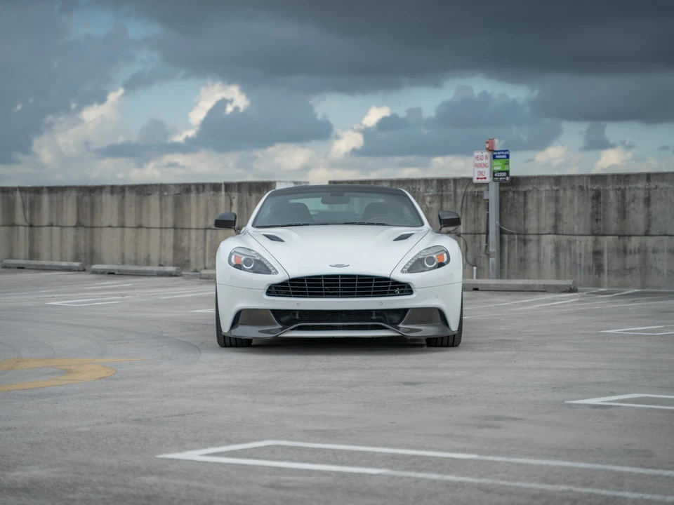 2014 Aston Martin Vanquish 2nd Gen - Image 7 of 31