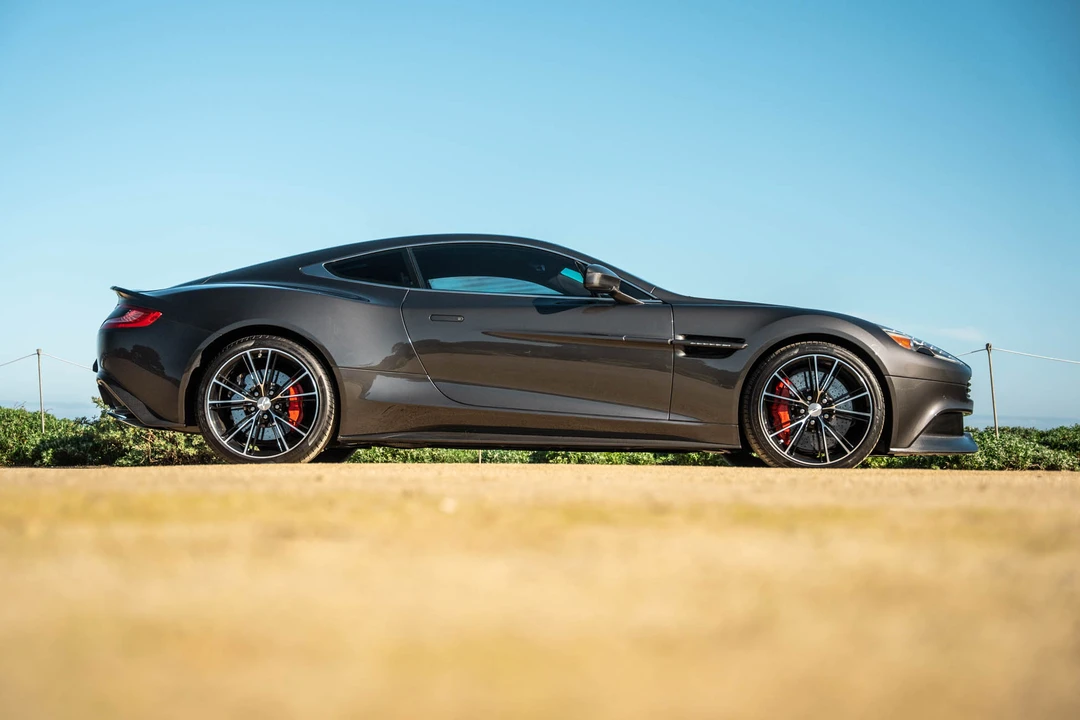 2014 Aston Martin Vanquish 2nd Gen - Image 31 of 31