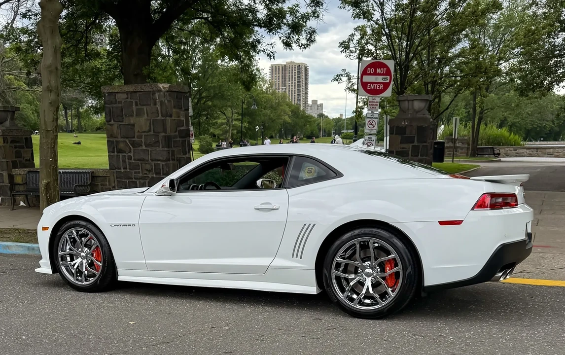 2014 Chevrolet Camaro SS 5th Gen - Image 6 of 6