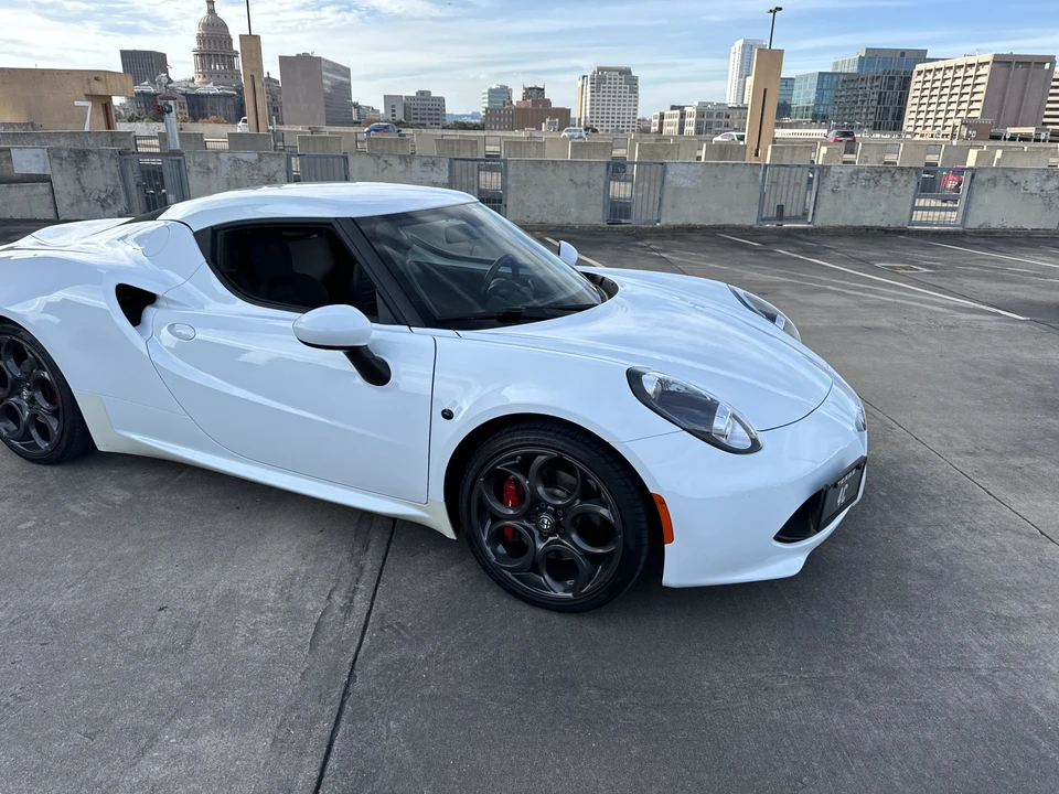 2015 Alfa Romeo 4C Coupe - Image 7 of 31