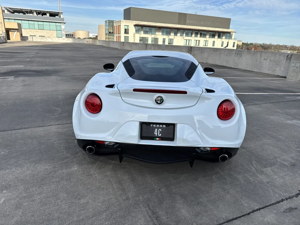 2015 Alfa Romeo 4C Coupe - Image 31 of 31