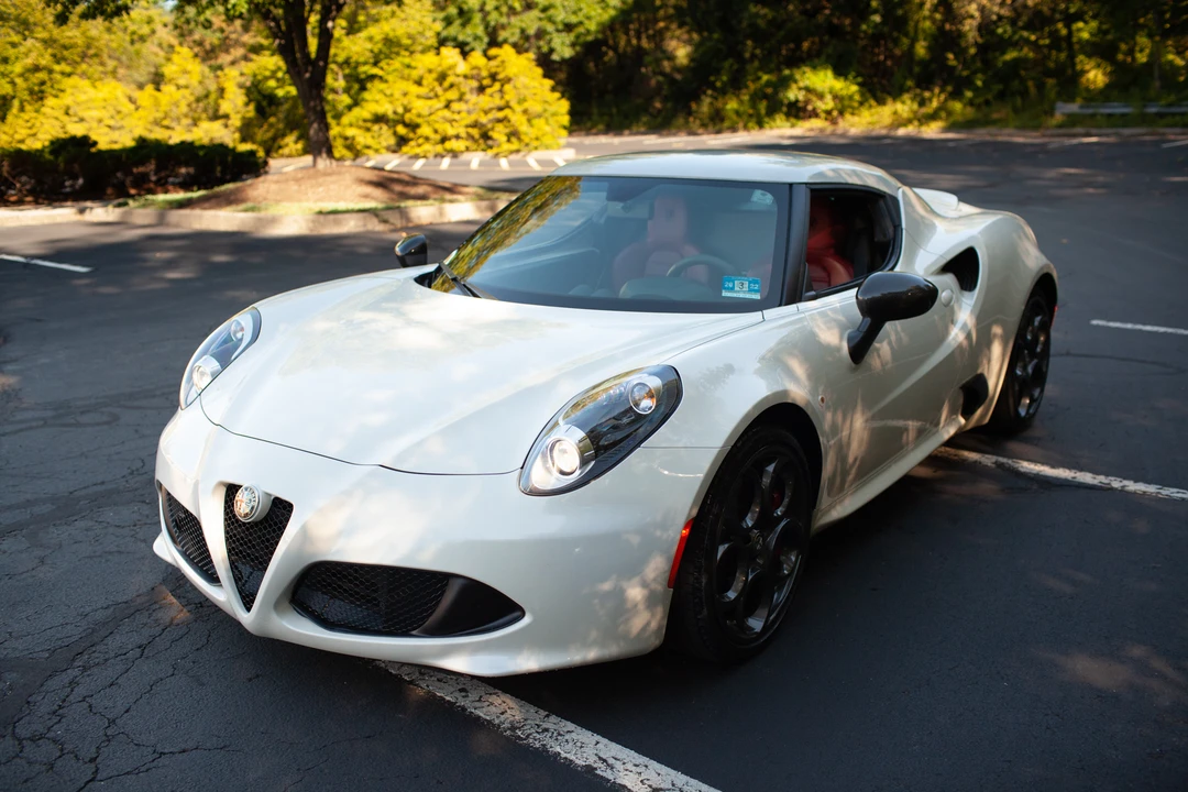 2015 Alfa Romeo 4C Coupe - Image 4 of 31