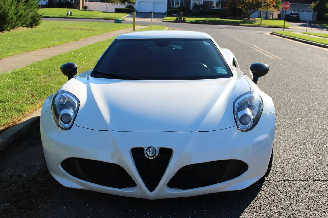 2015 Alfa Romeo 4C Coupe - Image 31 of 31
