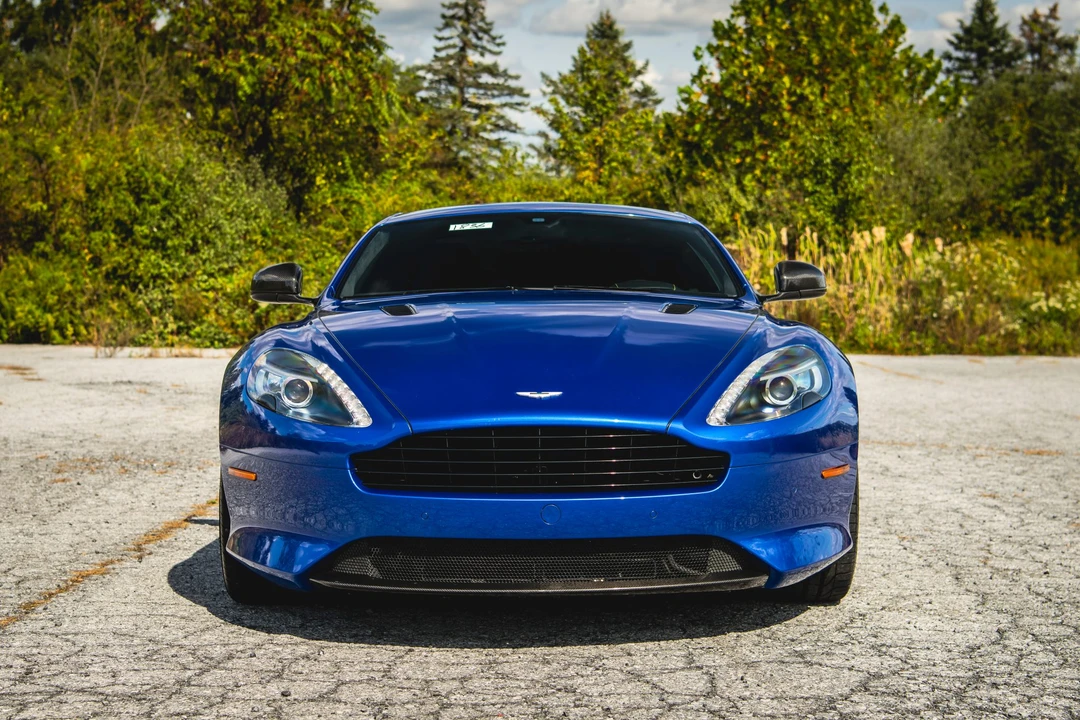 2015 Aston Martin DB9 - Image 11 of 31