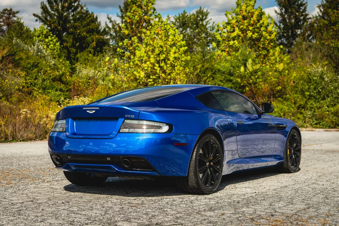 2015 Aston Martin DB9 - Image 28 of 31