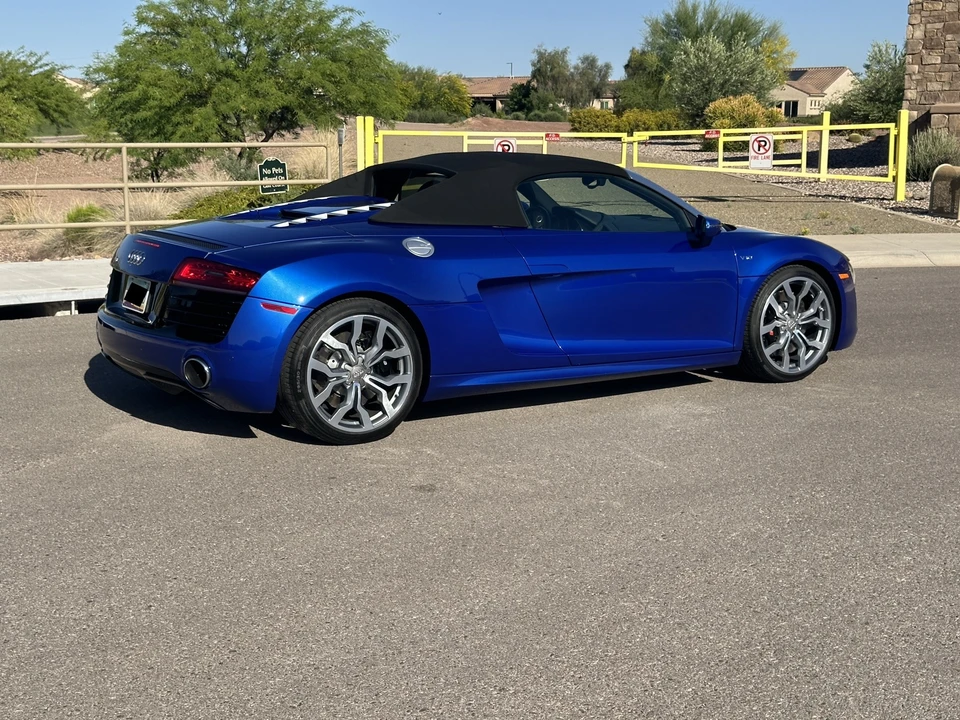 2015 Audi 42 R8 - Image 11 of 31