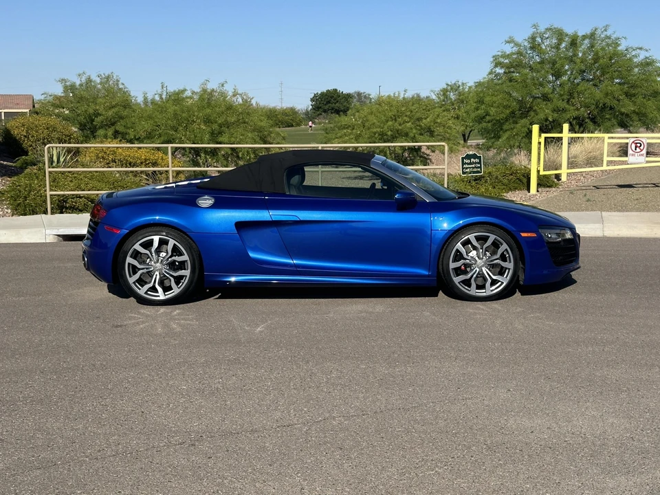 2015 Audi 42 R8 - Image 12 of 31