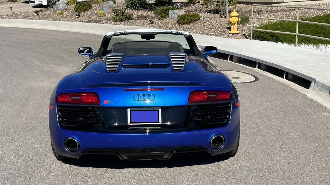2015 Audi 42 R8 - Image 26 of 31