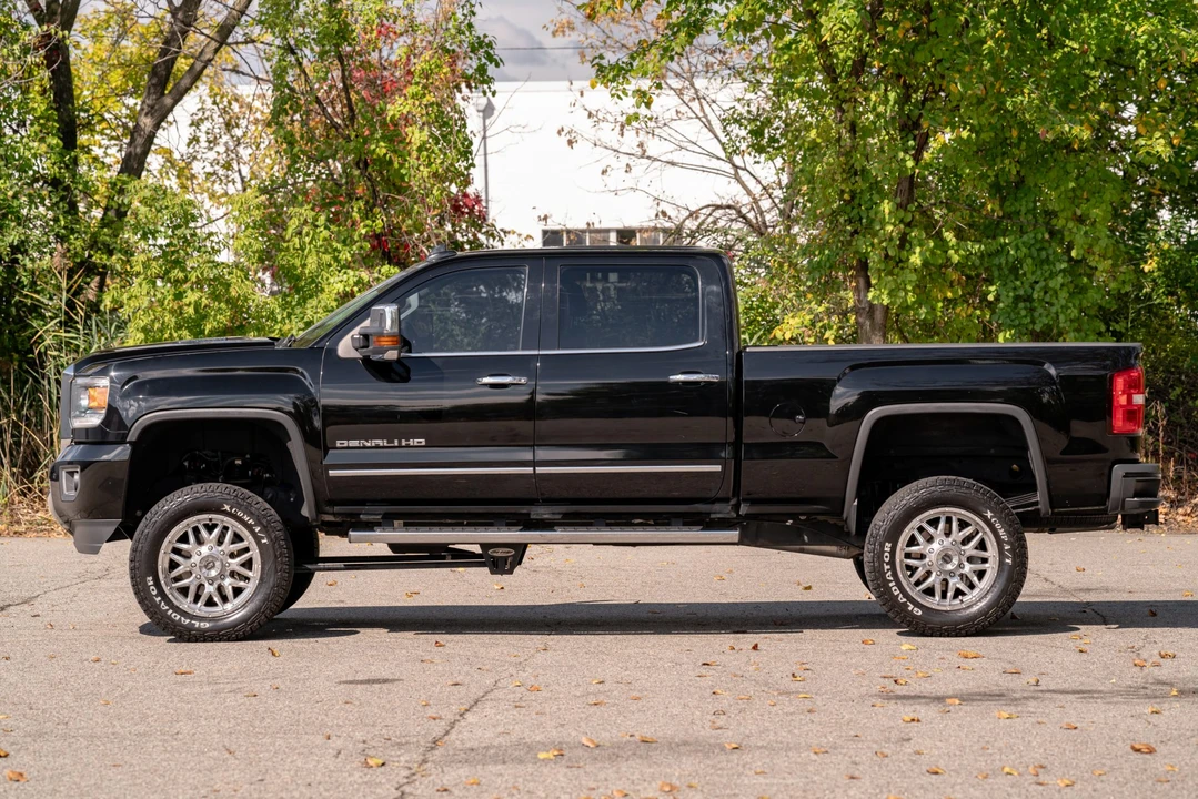 2015 GMC Sierra Heavy Duty 4th Gen - Image 5 of 31