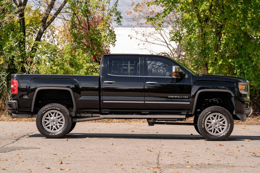 2015 GMC Sierra Heavy Duty 4th Gen - Image 17 of 31