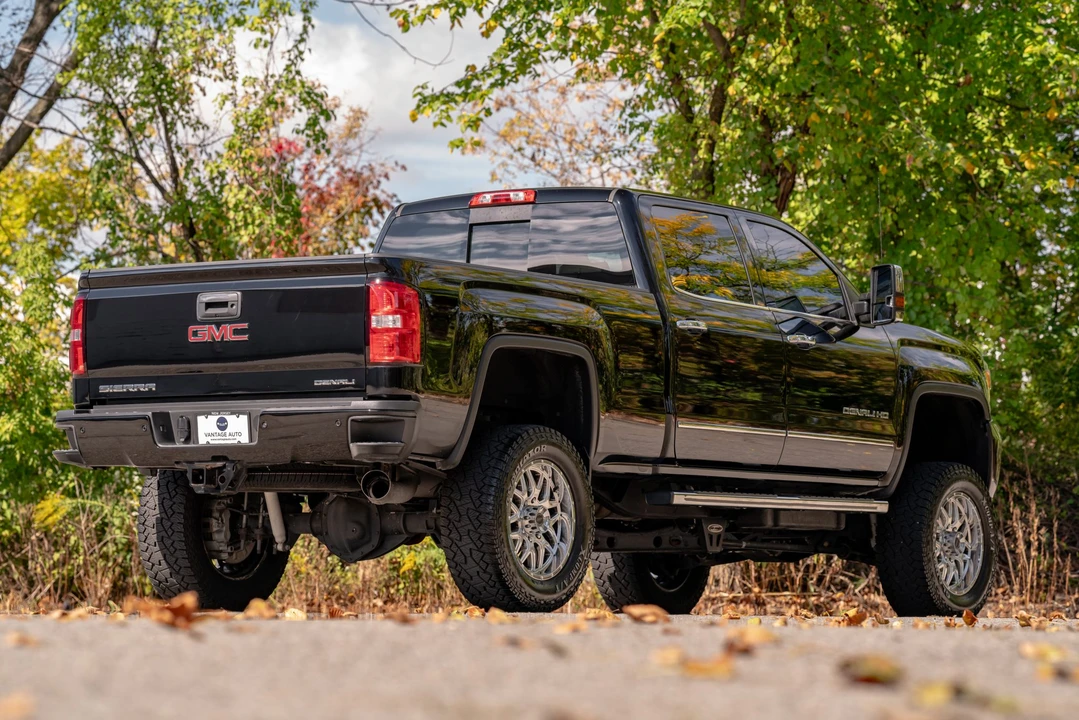 2015 GMC Sierra Heavy Duty 4th Gen - Image 14 of 31