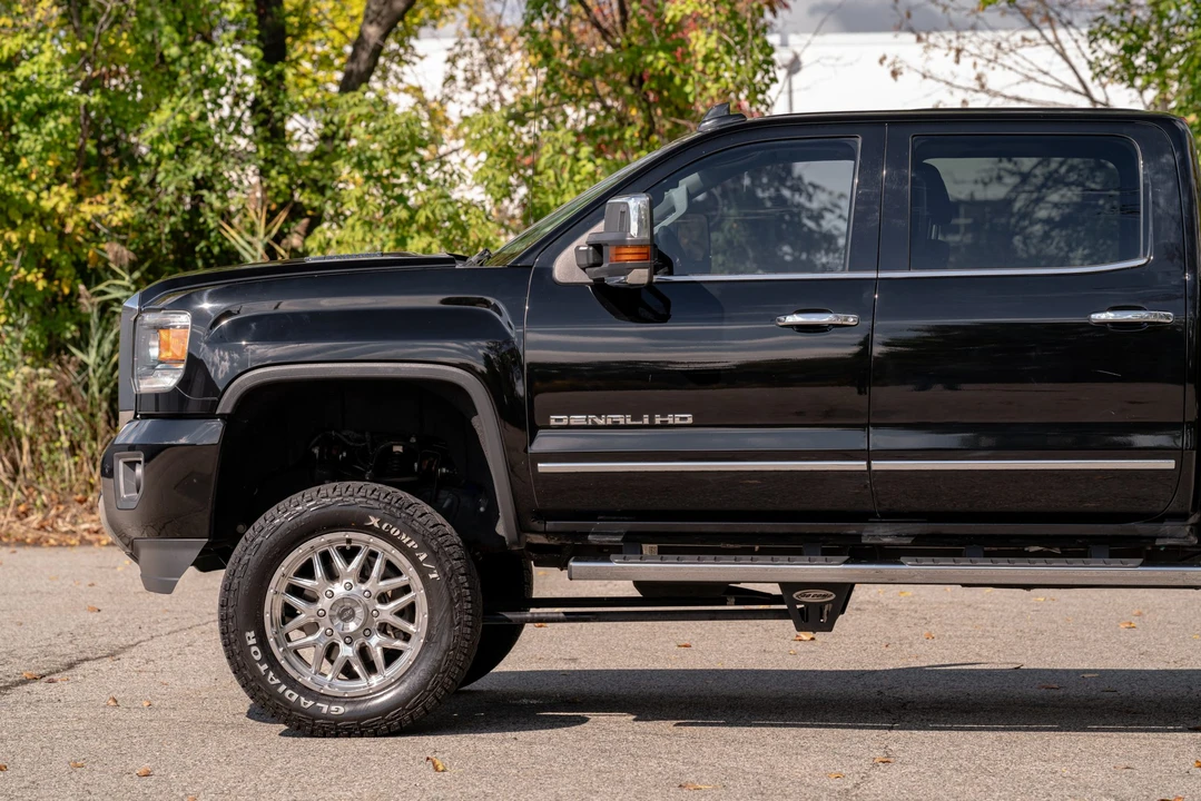 2015 GMC Sierra Heavy Duty 4th Gen - Image 28 of 31