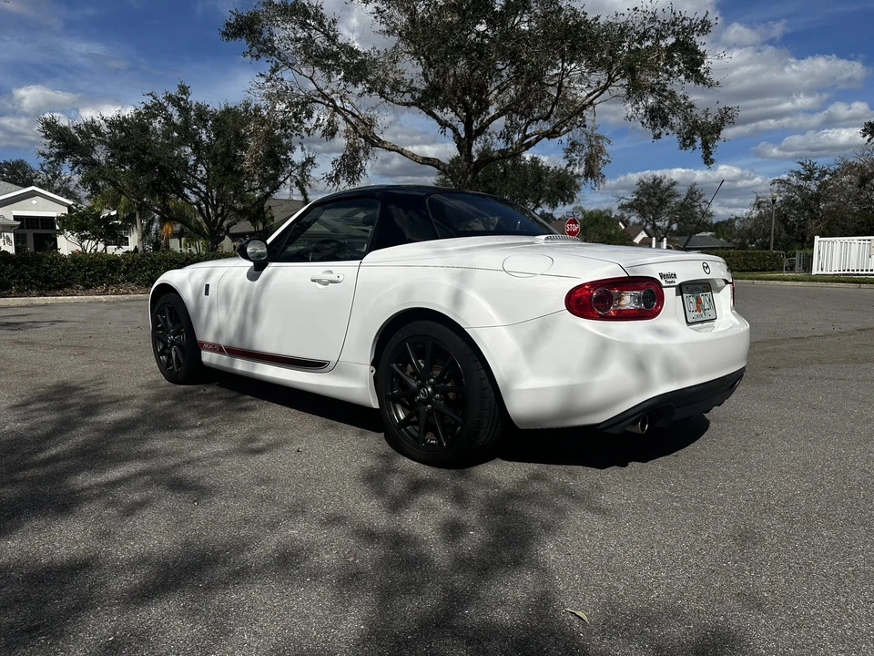2015 Mazda NC MX-5 Miata - Image 12 of 31