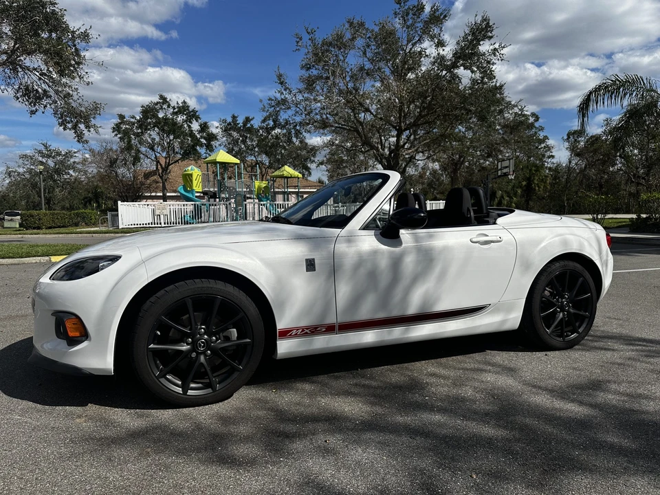2015 Mazda NC MX-5 Miata - Image 7 of 31
