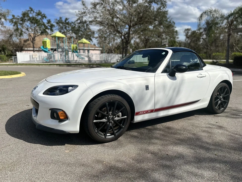 2015 Mazda NC MX-5 Miata - Image 6 of 31