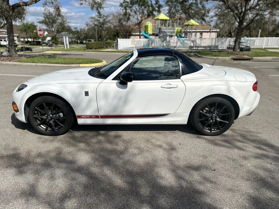 2015 Mazda NC MX-5 Miata - Image 8 of 31