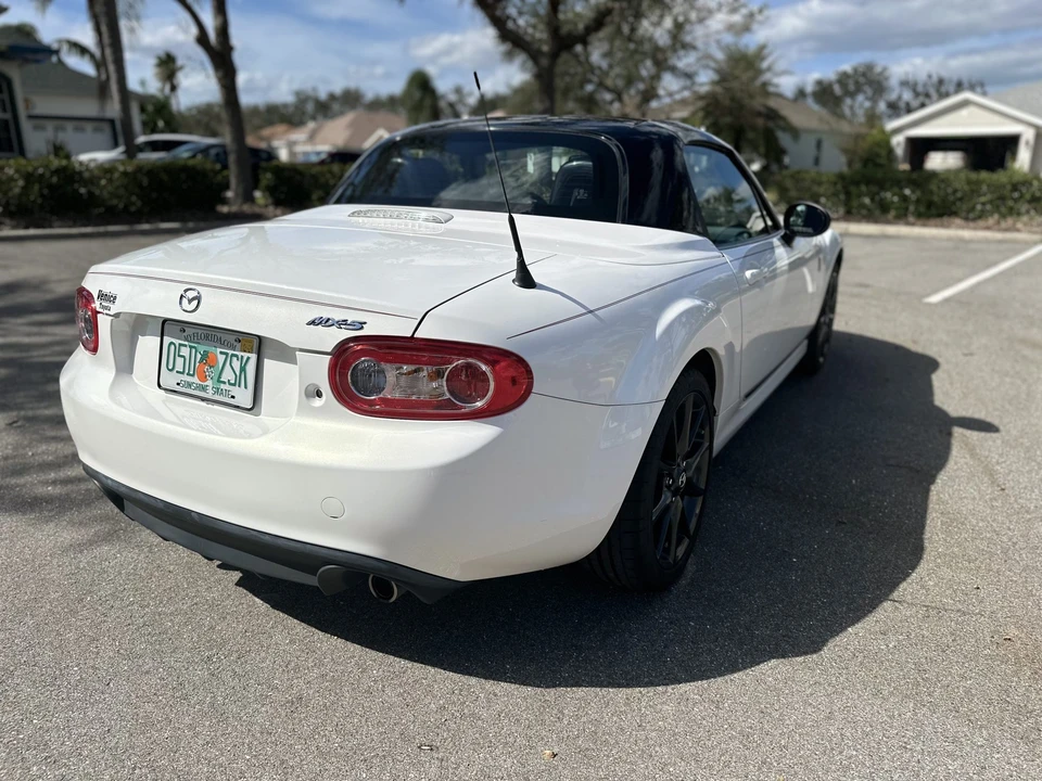 2015 Mazda NC MX-5 Miata - Image 15 of 31