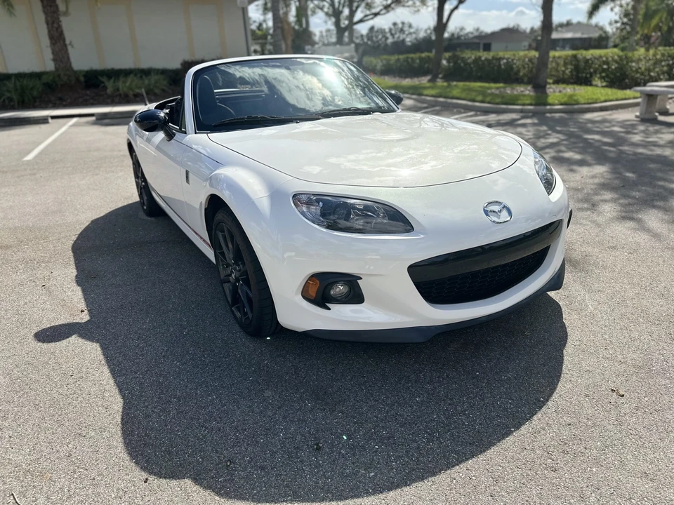 2015 Mazda NC MX-5 Miata - Image 2 of 31