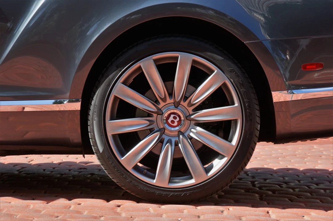 2016 Bentley Continental GTC - Image 16 of 31