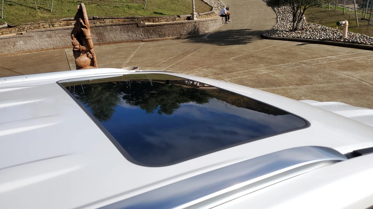 2016 Lexus LX 3rd Gen - Image 30 of 31
