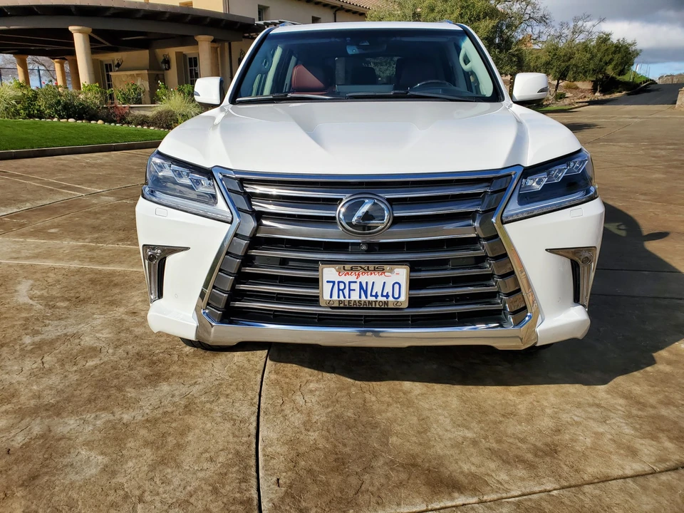 2016 Lexus LX 3rd Gen - Image 12 of 31