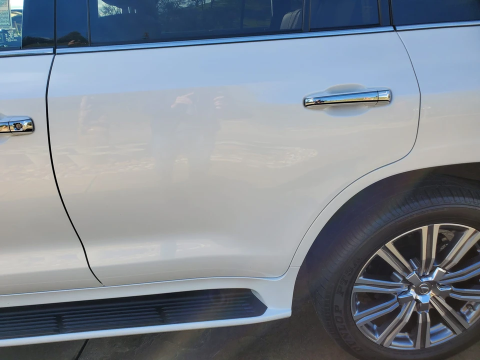 2016 Lexus LX 3rd Gen - Image 17 of 31
