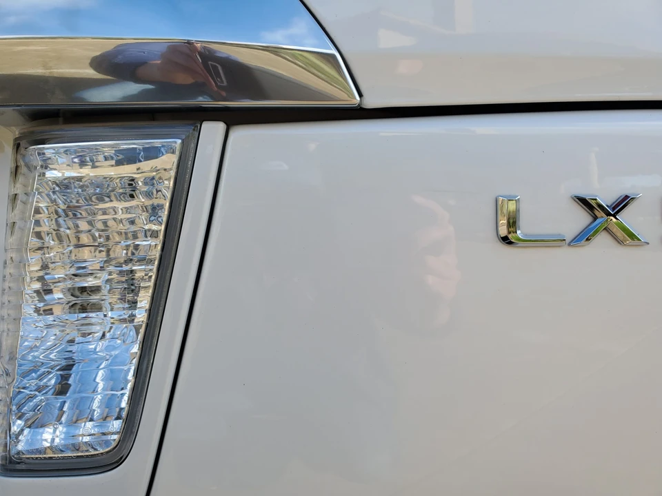 2016 Lexus LX 3rd Gen - Image 25 of 31