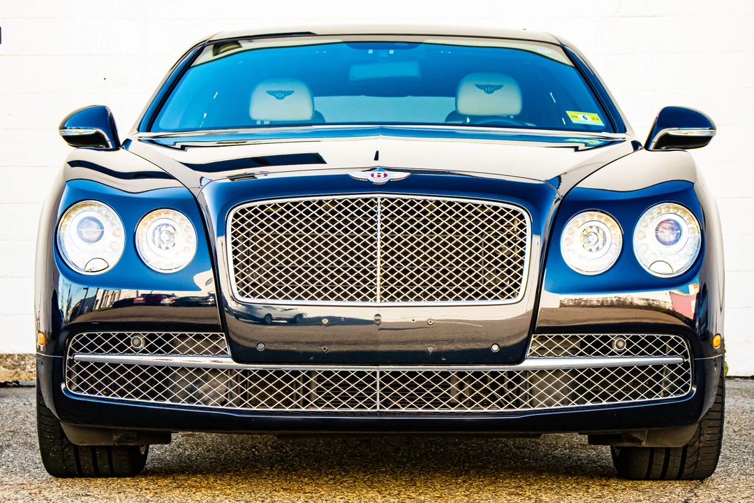 2017 Bentley Continental Flying Spur - Image 17 of 31