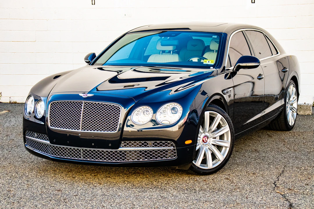 2017 Bentley Continental Flying Spur - Image 2 of 31