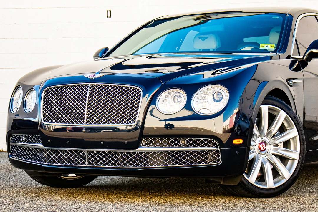 2017 Bentley Continental Flying Spur - Image 27 of 31