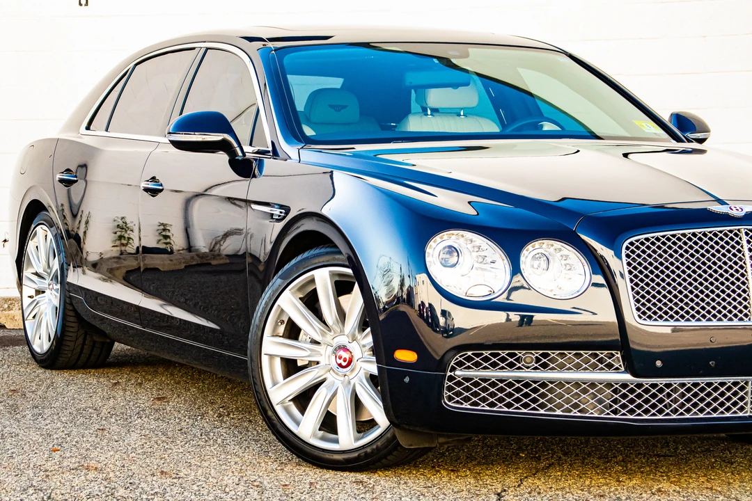 2017 Bentley Continental Flying Spur - Image 19 of 31