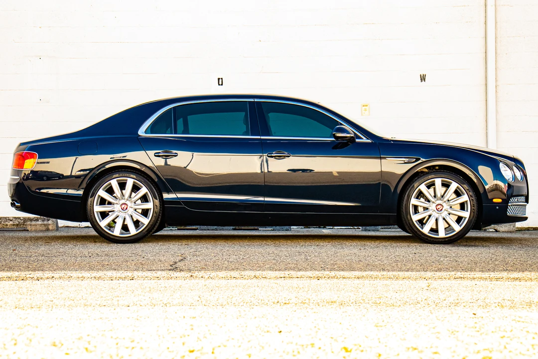 2017 Bentley Continental Flying Spur - Image 12 of 31