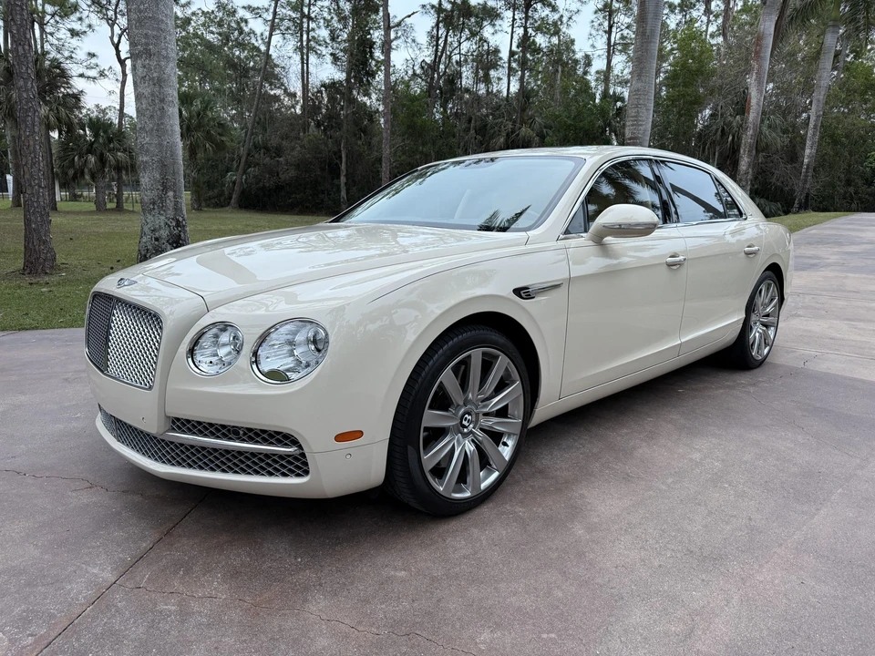 2017 Bentley Continental Flying Spur - Image 18 of 31