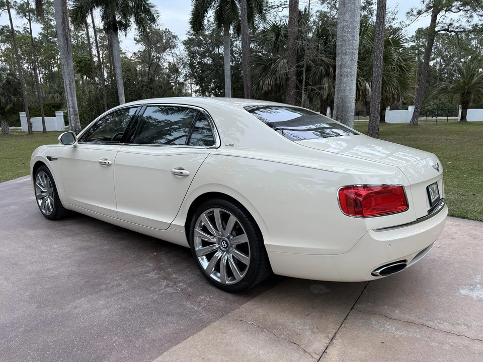 2017 Bentley Continental Flying Spur - Image 4 of 31