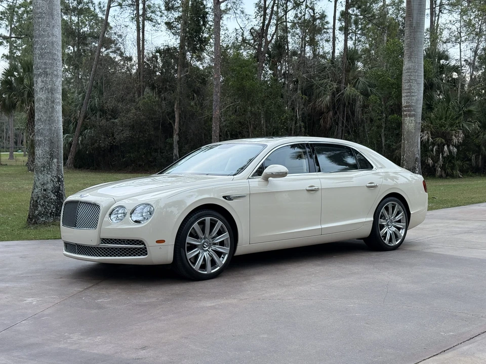 2017 Bentley Continental Flying Spur - Image 2 of 31