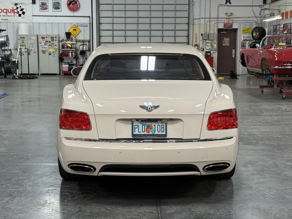 2017 Bentley Continental Flying Spur - Image 22 of 31