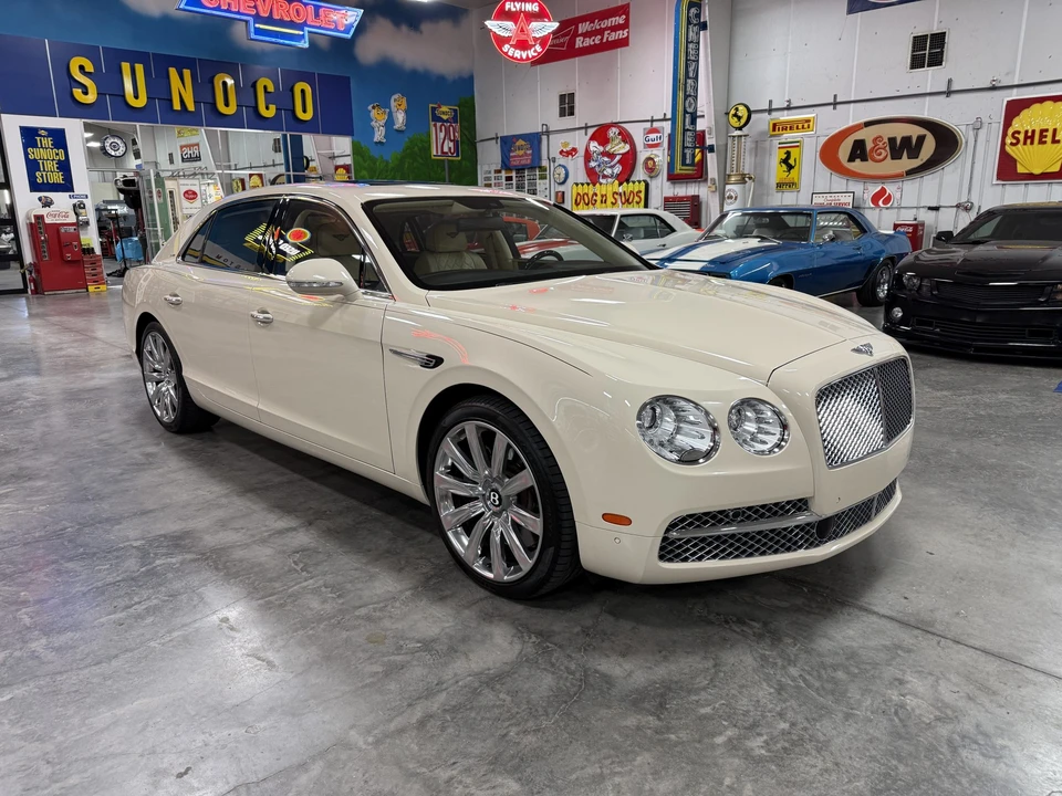 2017 Bentley Continental Flying Spur - Image 29 of 31
