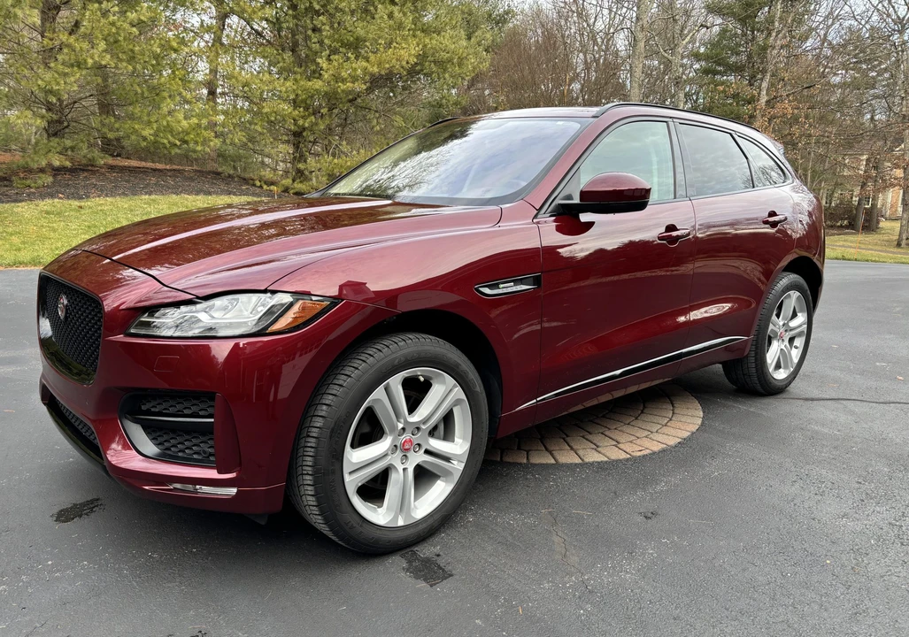 2017 Jaguar F-Pace - Image 5 of 31