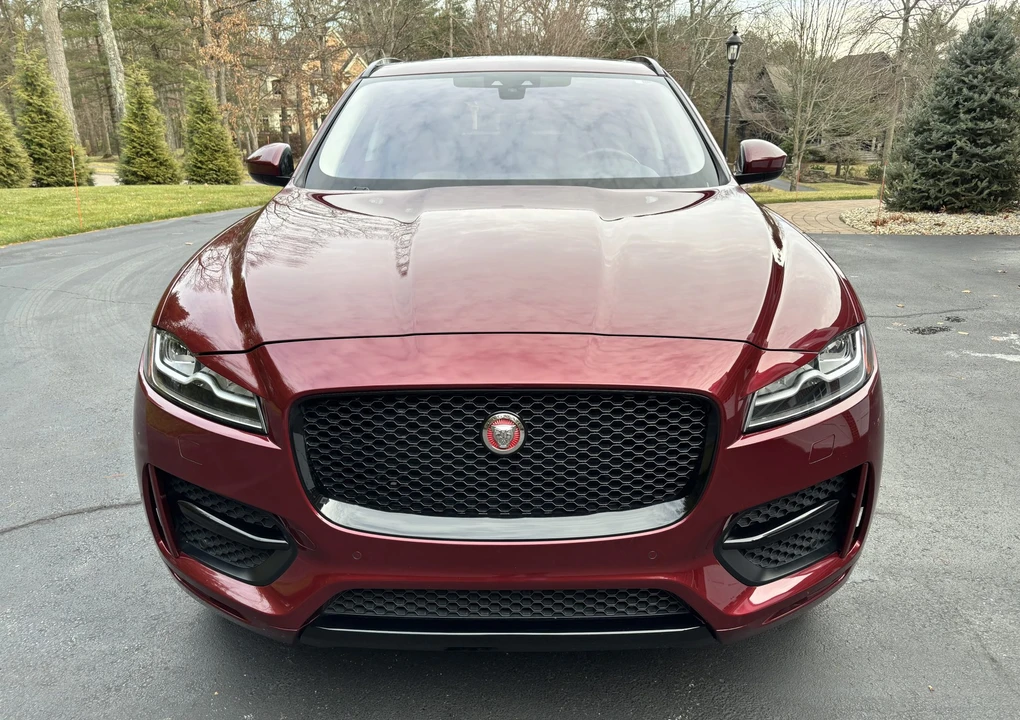 2017 Jaguar F-Pace - Image 7 of 31