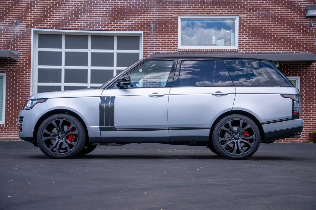 2017 Land Rover Range Rover L405 - Image 24 of 31