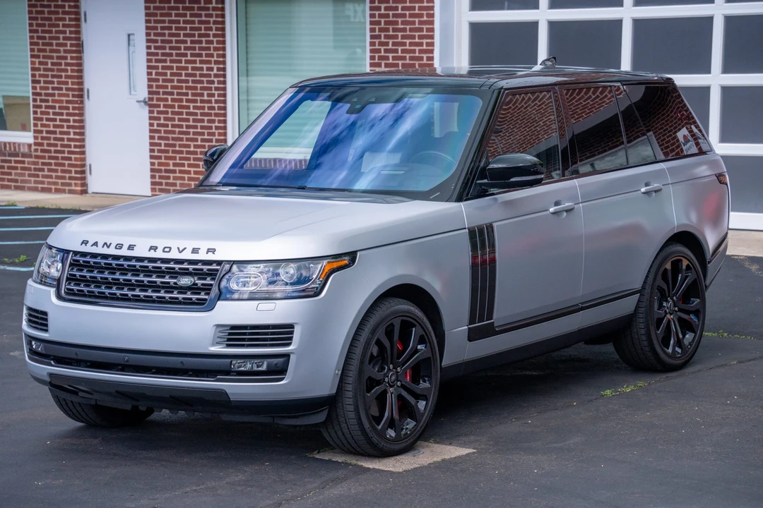 2017 Land Rover Range Rover L405 - Image 2 of 31