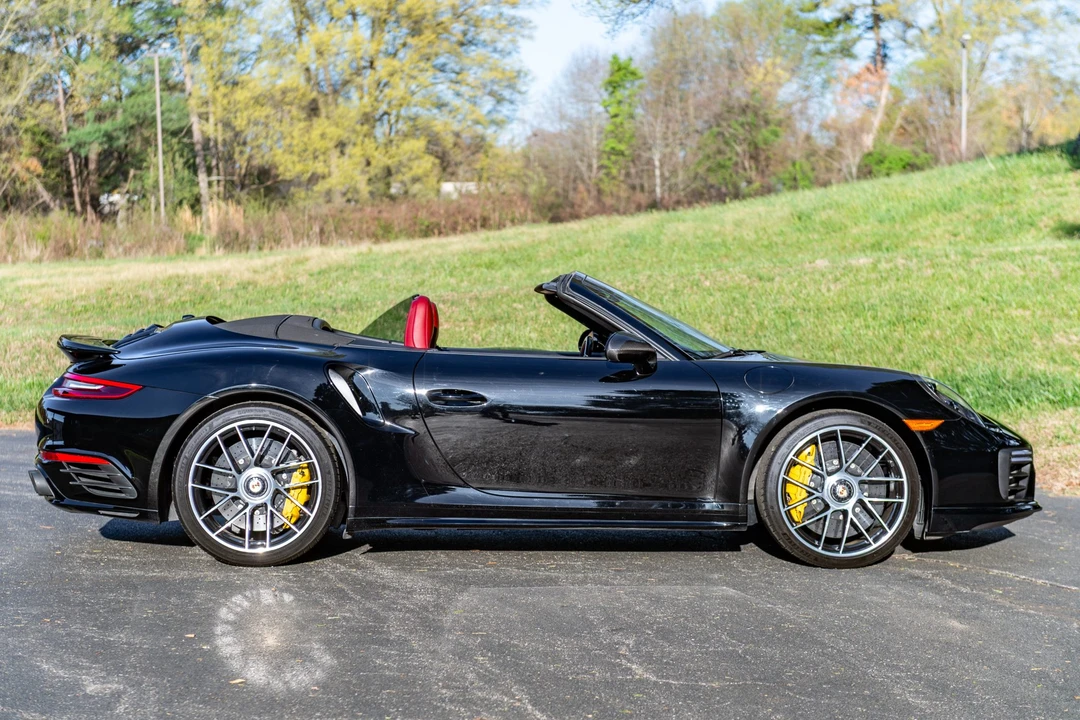 2017 Porsche 991 Turbo S - Image 9 of 31