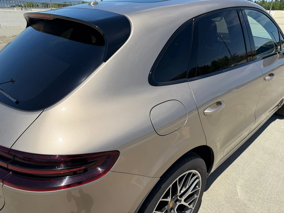 2017 Porsche Macan GTS - Image 29 of 31