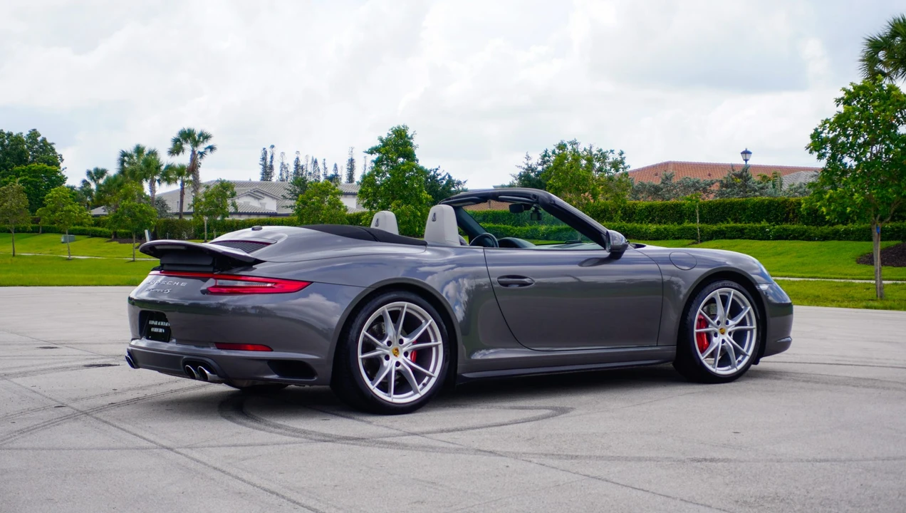 2018 Porsche 991 Carrera 4S - Image 13 of 31