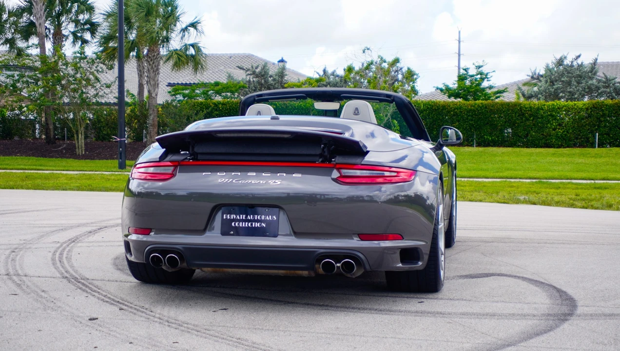 2018 Porsche 991 Carrera 4S - Image 16 of 31