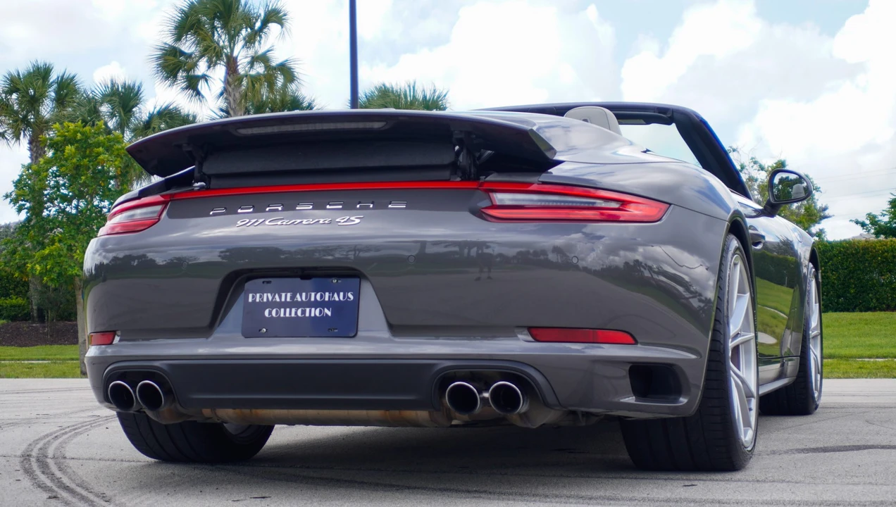 2018 Porsche 991 Carrera 4S - Image 15 of 31