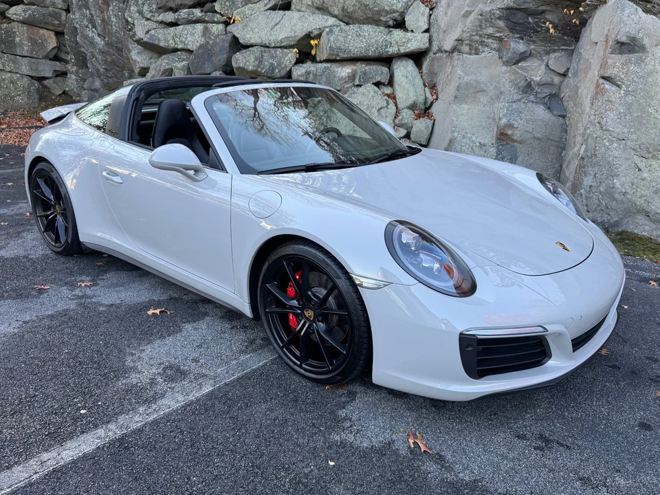 2018 Porsche 991 Targa 4 & 4S - Image 30 of 31