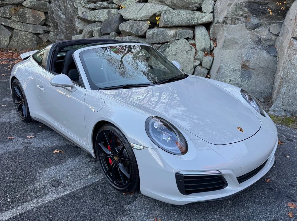 2018 Porsche 991 Targa 4 & 4S - Image 25 of 31
